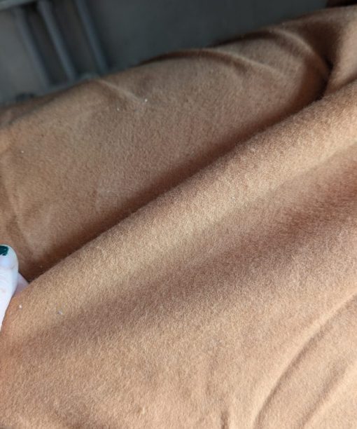 Alternative view of Molleton gratté cannelle